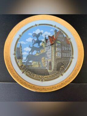 Vintage Theo Kuhn Bavaria Gold Gilt Porcelain collector plate of Breman Germany